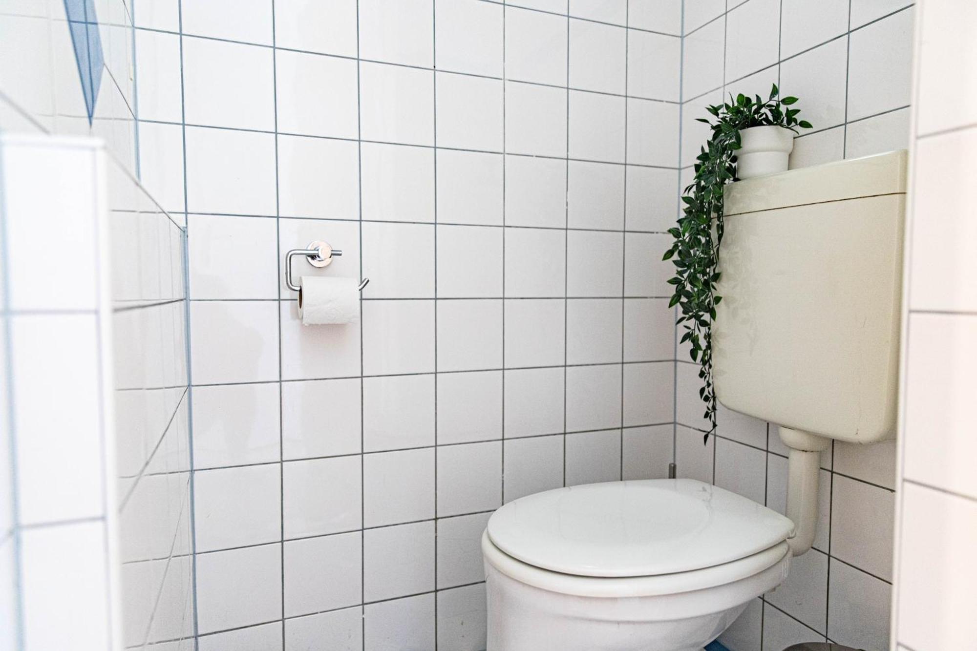 Spacious Apartment, 3 Min To U1 Reumannplatz เวียนนา ภายนอก รูปภาพ