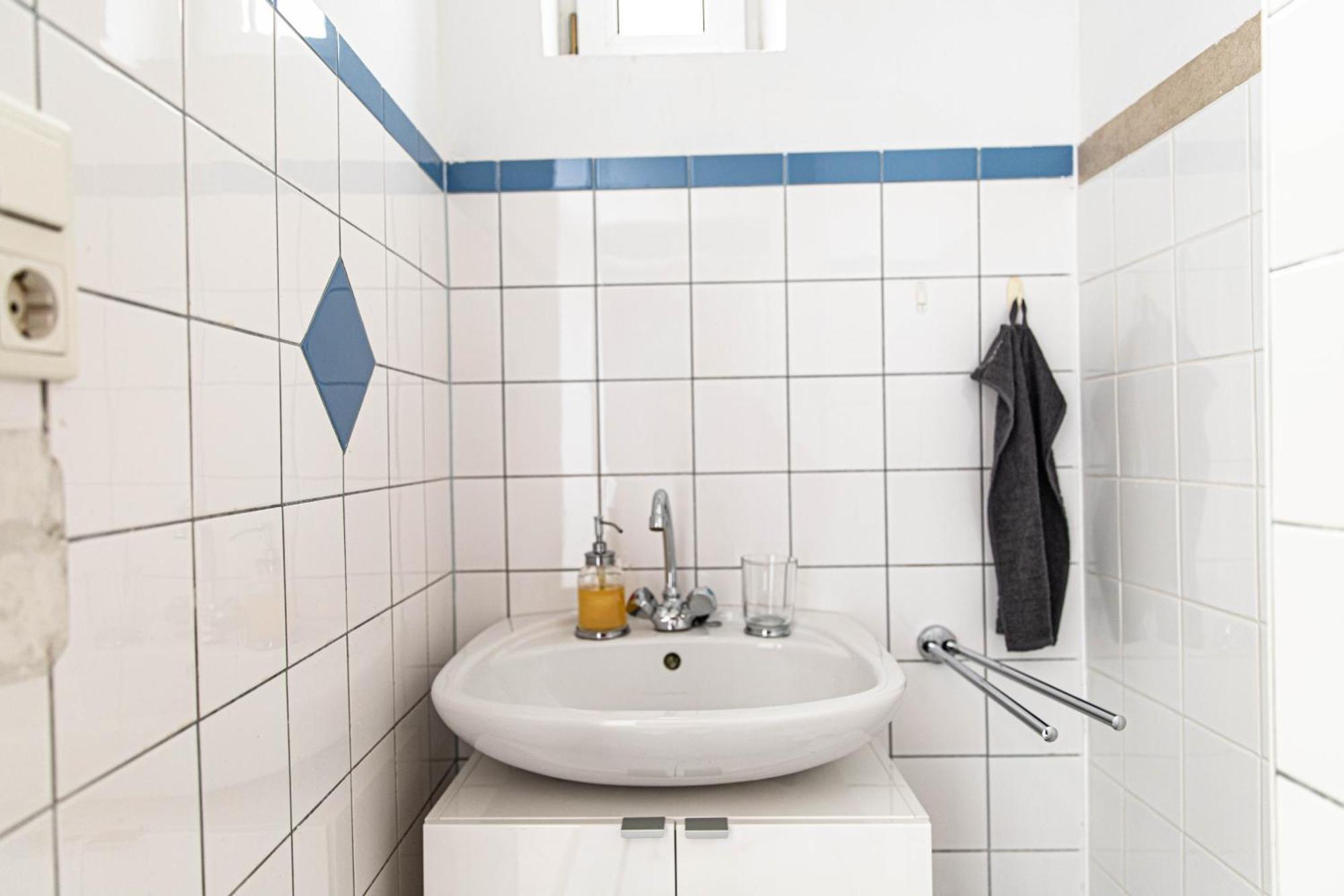Spacious Apartment, 3 Min To U1 Reumannplatz เวียนนา ภายนอก รูปภาพ